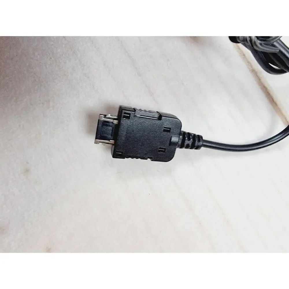UT Starcom Travel Charger CNR8935 Worldwide Compatibility AC 100-240V Replacemnt